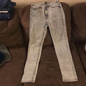 Acid wash skinny high waisted jeans